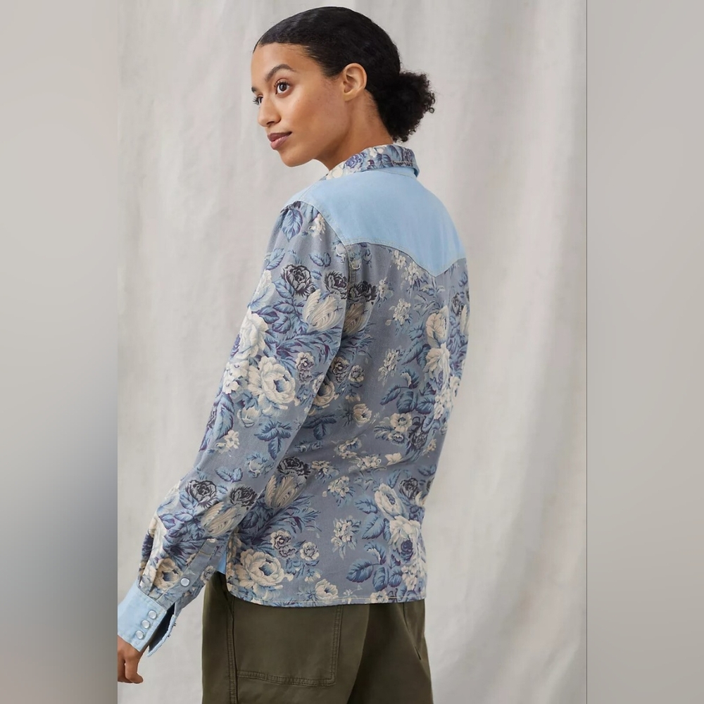 Anthropologie Love The Label Floral Chambray Button-Down Size XXSP - Picture 2 of 7